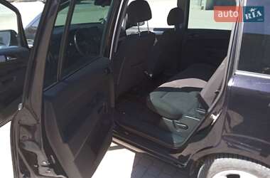 Минивэн Opel Zafira 2011 в 