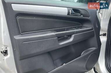 Минивэн Opel Zafira 2010 в 