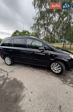 Минивэн Opel Zafira 2006 в 