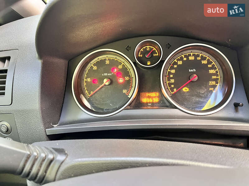 Минивэн Opel Zafira 2009 в Ивано-Франковске