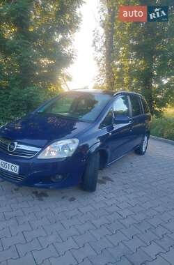 Мінівен Opel Zafira 2010 в 