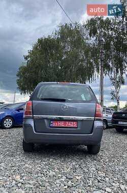 Минивэн Opel Zafira 2006 в 