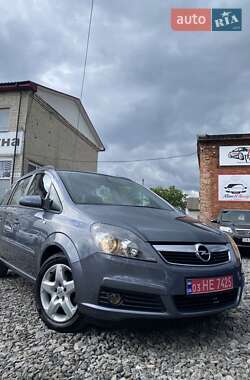 Минивэн Opel Zafira 2006 в 