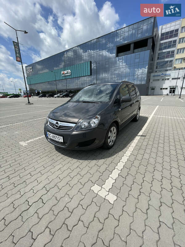 Opel Zafira 2014
