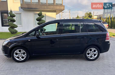Минивэн Opel Zafira 2007 в 