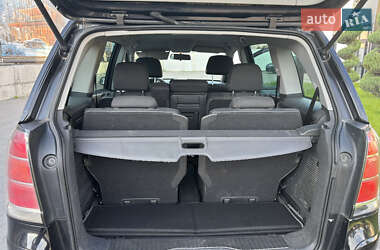 Минивэн Opel Zafira 2007 в 