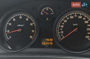 Минивэн Opel Zafira 2009 в 