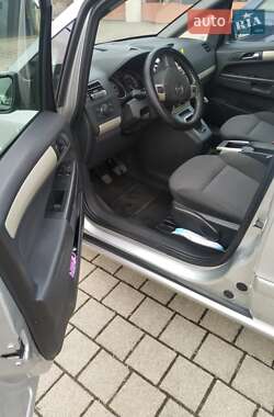 Минивэн Opel Zafira 2008 в 