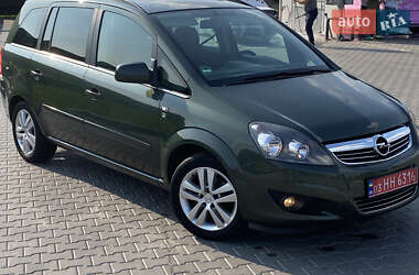 Минивэн Opel Zafira 2010 в Луцке