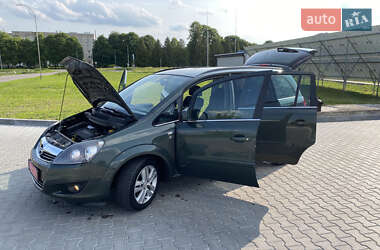 Мінівен Opel Zafira 2010 в 