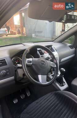 Минивэн Opel Zafira 2008 в 