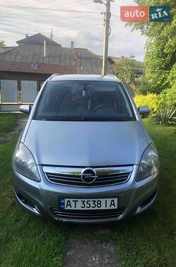 Мінівен Opel Zafira 2008 в Іллінцях