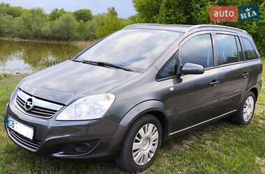 Мінівен Opel Zafira 2009 в Чернігові