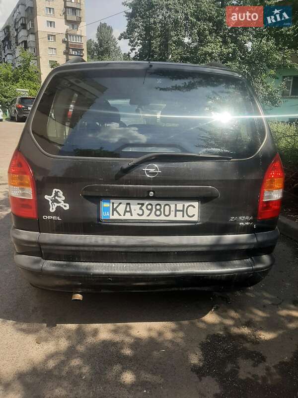 Минивэн Opel Zafira 2000 в Киеве
