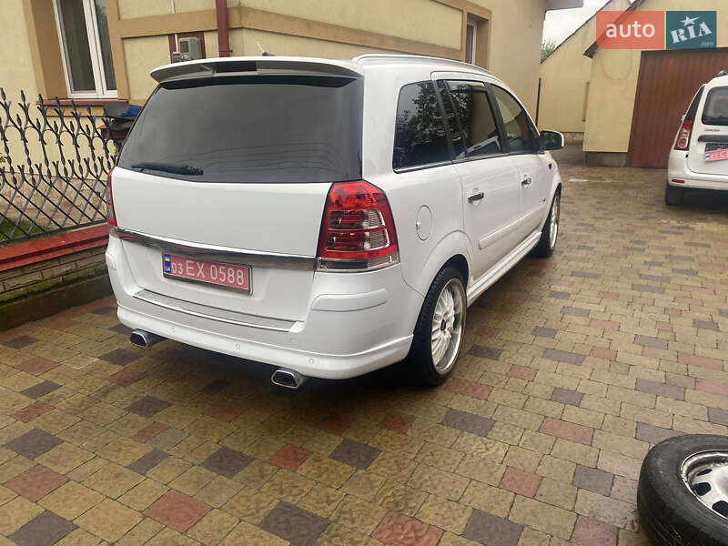 Минивэн Opel Zafira 2012 в Ковеле