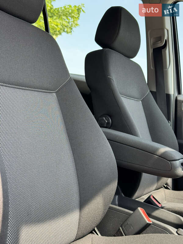 Минивэн Opel Zafira 2012 в Львове