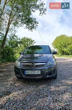 Мінівен Opel Zafira 2011 в Пирятині
