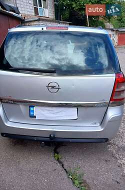 Минивэн Opel Zafira 2009 в 