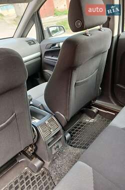 Минивэн Opel Zafira 2009 в 