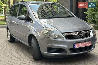 Минивэн Opel Zafira 2007 в 