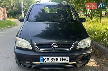 Минивэн Opel Zafira 2000 в Киеве