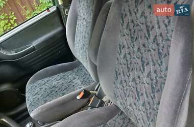 Минивэн Opel Zafira 2000 в 