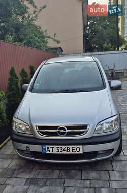 Минивэн Opel Zafira 2003 в Ивано-Франковске