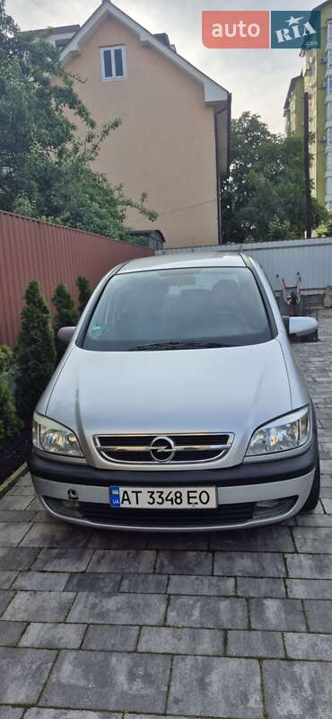 Opel Zafira 2003
