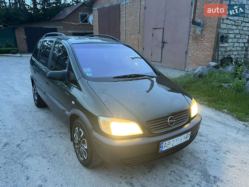 Opel Zafira 2001