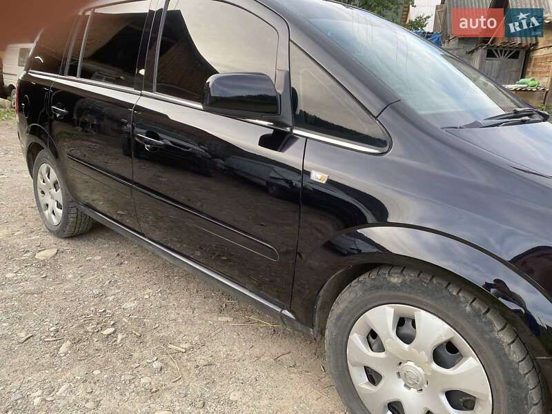 Минивэн Opel Zafira 2010 в Верховине фото 21 Минивэн Opel Zafira 2010 в Верховине