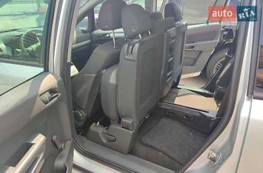 Минивэн Opel Zafira 2011 в 