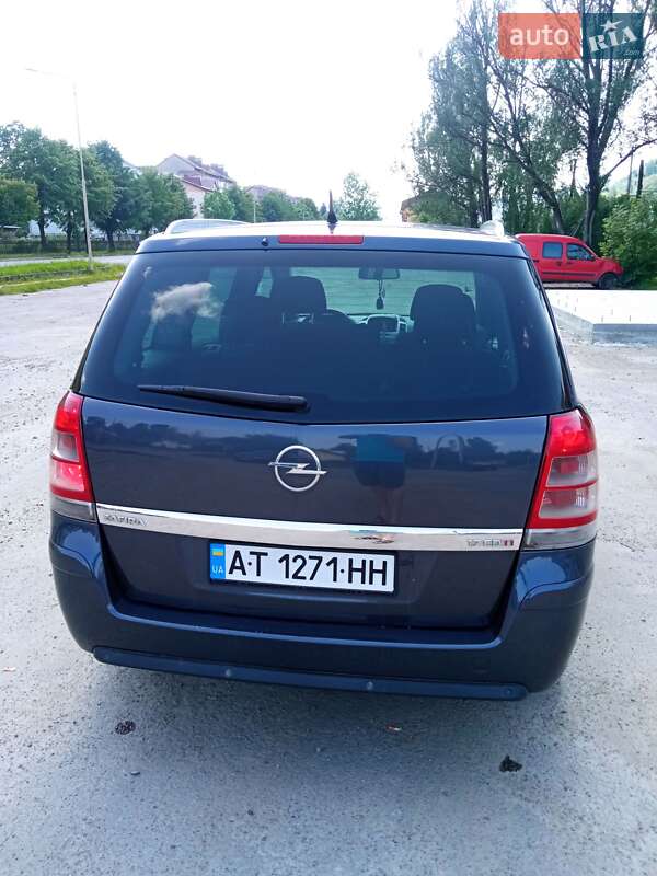 Минивэн Opel Zafira 2008 в Ивано-Франковске фото 5 Минивэн Opel Zafira 2008 в Ивано-Франковске
