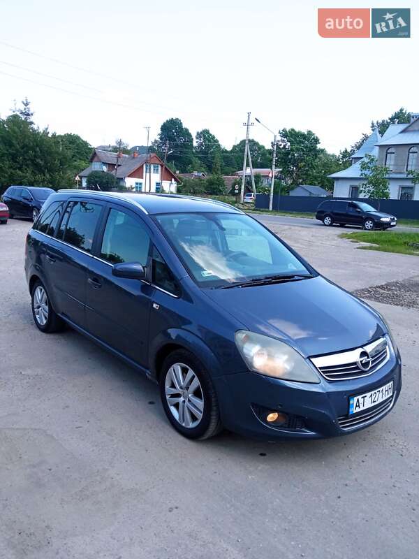 Минивэн Opel Zafira 2008 в Ивано-Франковске фото 2 Минивэн Opel Zafira 2008 в Ивано-Франковске
