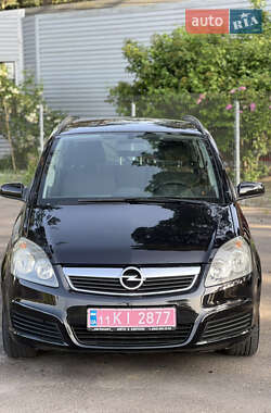 Минивэн Opel Zafira 2006 в 