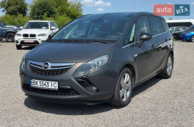 Микровэн Opel Zafira 2015 в 