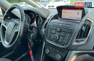Микровэн Opel Zafira 2015 в 