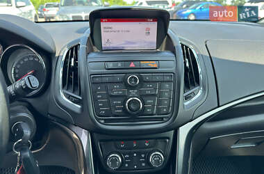 Микровэн Opel Zafira 2015 в 