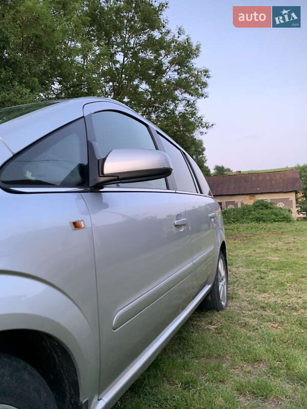 Минивэн Opel Zafira 2008 в Золочеве фото 23 Минивэн Opel Zafira 2008 в Золочеве