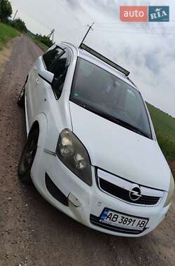 Минивэн Opel Zafira 2007 в Бершади