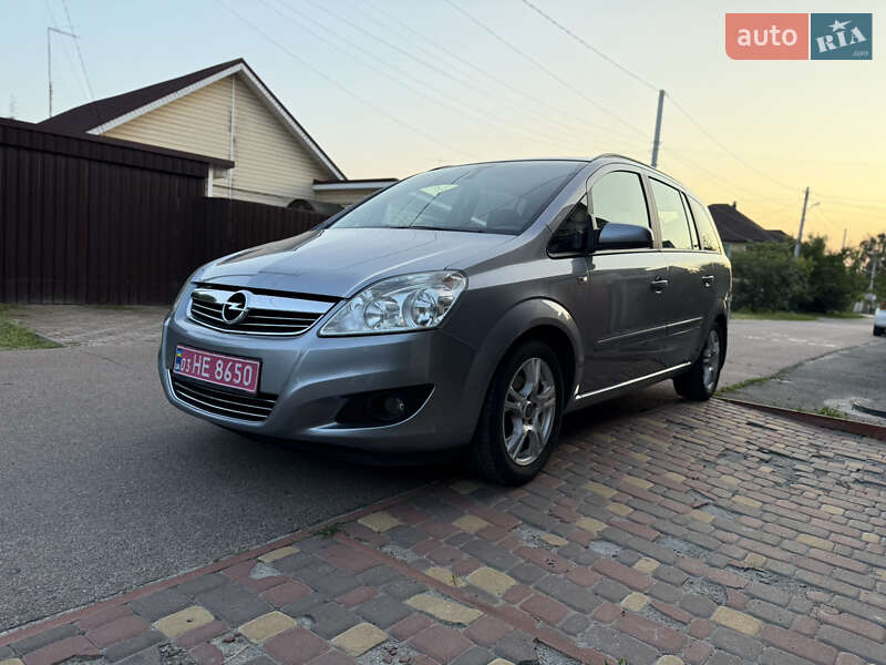 Минивэн Opel Zafira 2008 в Борисполе