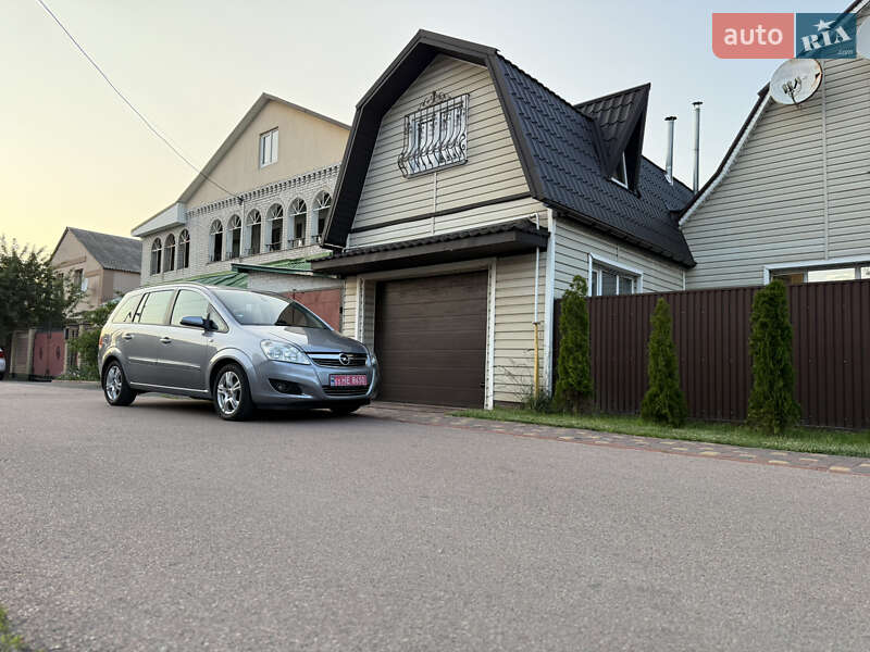Минивэн Opel Zafira 2008 в Борисполе