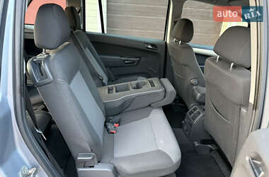 Минивэн Opel Zafira 2008 в 