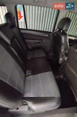 Минивэн Opel Zafira 2008 в 