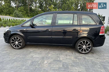 Минивэн Opel Zafira 2007 в 