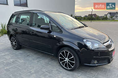Минивэн Opel Zafira 2007 в 