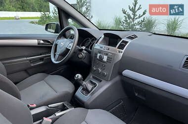 Минивэн Opel Zafira 2007 в 