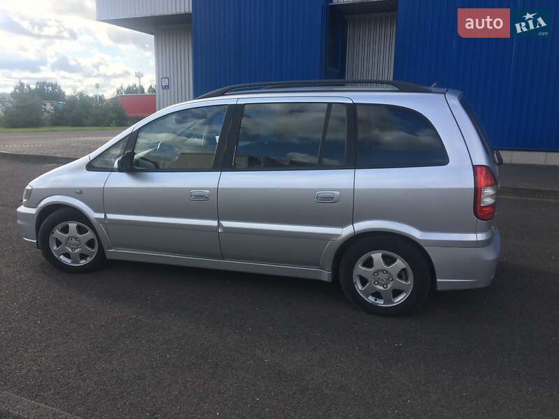 Мінівен Opel Zafira 2005 в Ковелі