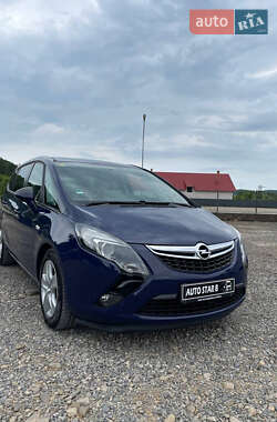 Мінівен Opel Zafira 2016 в Іршаві