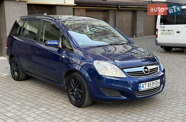 Минивэн Opel Zafira 2008 в Ивано-Франковске