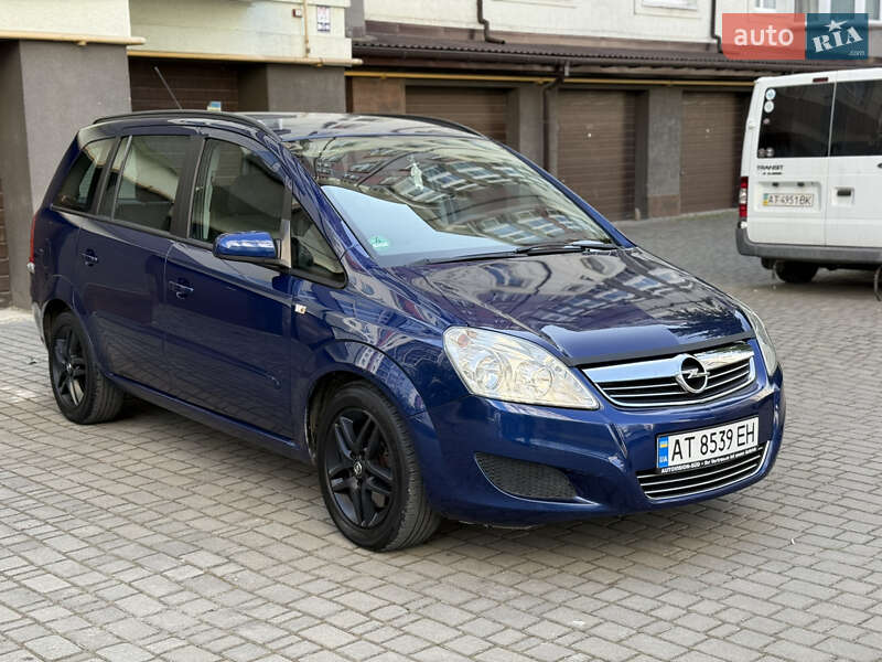 Opel Zafira 2008